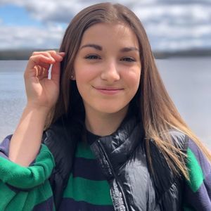 Meet your Posher, Émilie